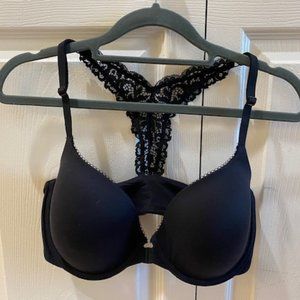 Victoria's Secret NWOT Front Close Lace Back Bra 34DD